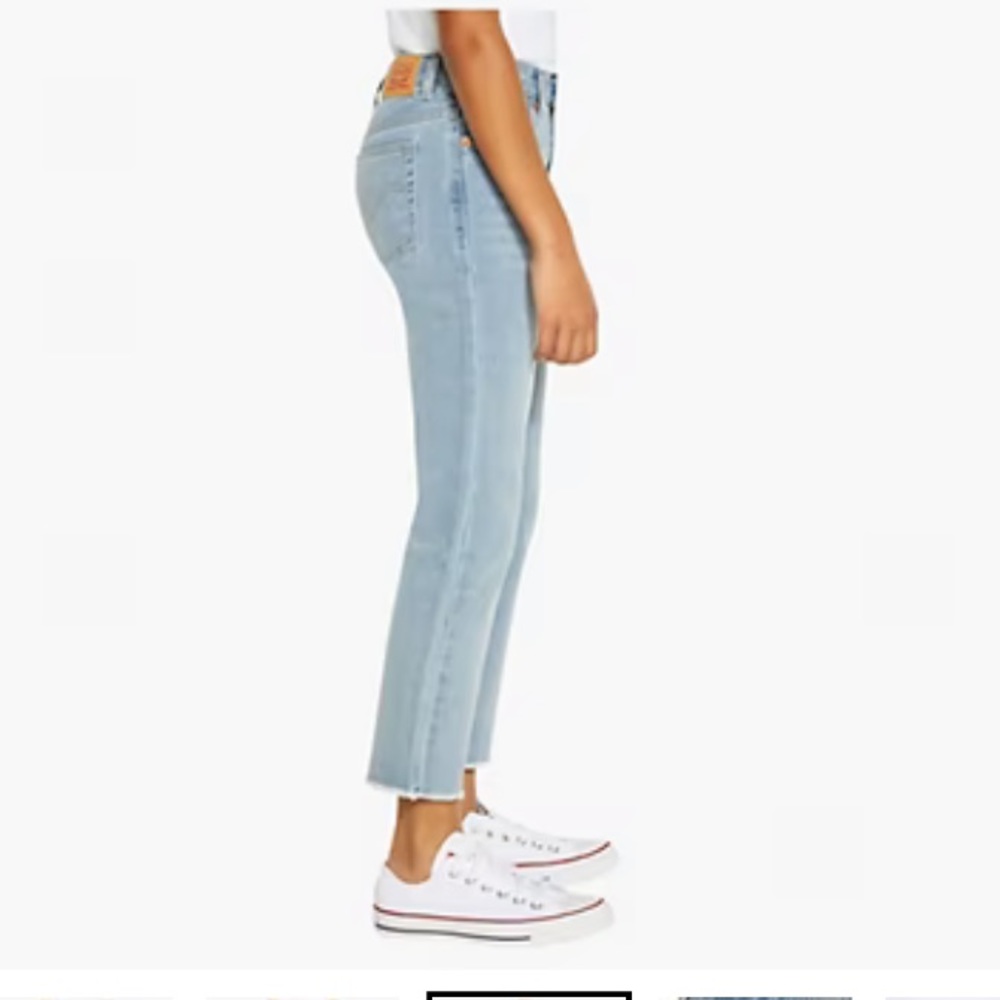 Levi’s - Picture 2 of 6